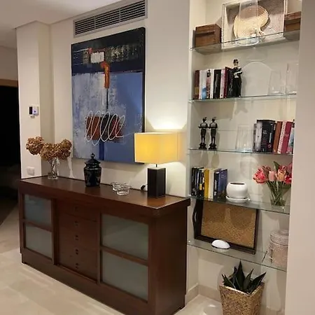 Alcazaba Apartamento *