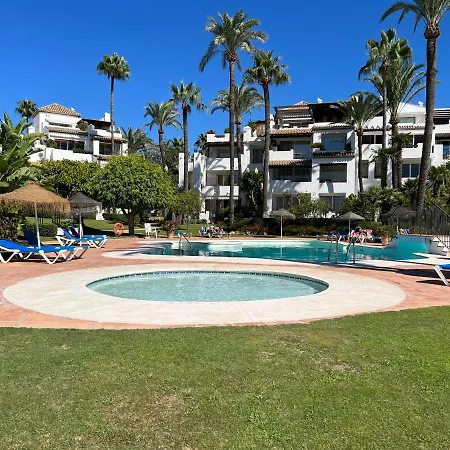 Alcazaba 埃斯特波纳