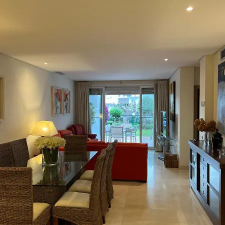 Apartament Alcazaba *
