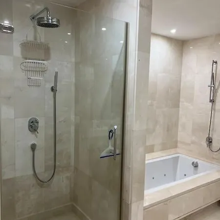 Alcazaba Apartament *